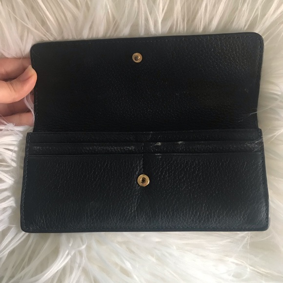 *SOLD* Michael Kors Wallet - Picture 3 of 4